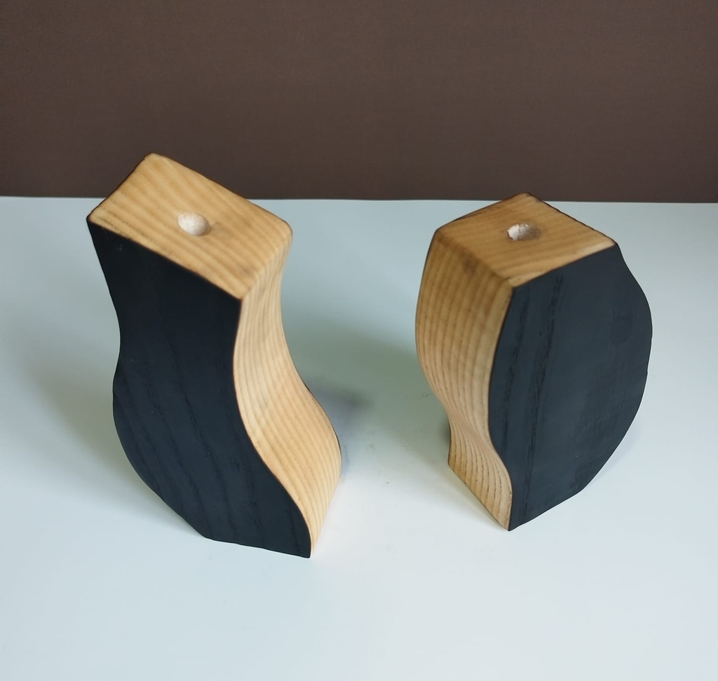 فازة للورد بخشب الاش